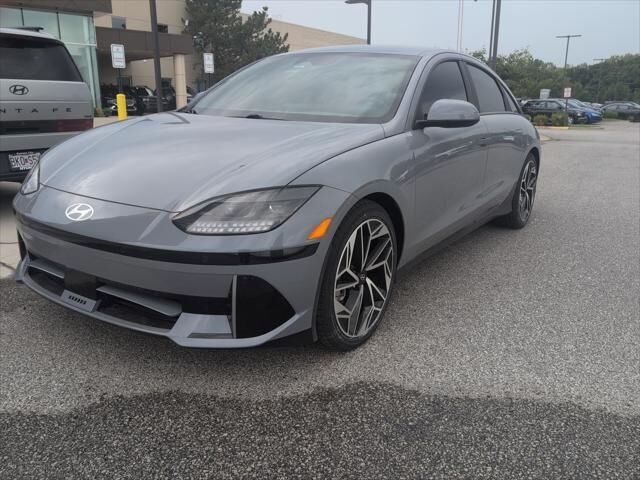 2023 Hyundai IONIQ 6 SEL — photo 1 of 10