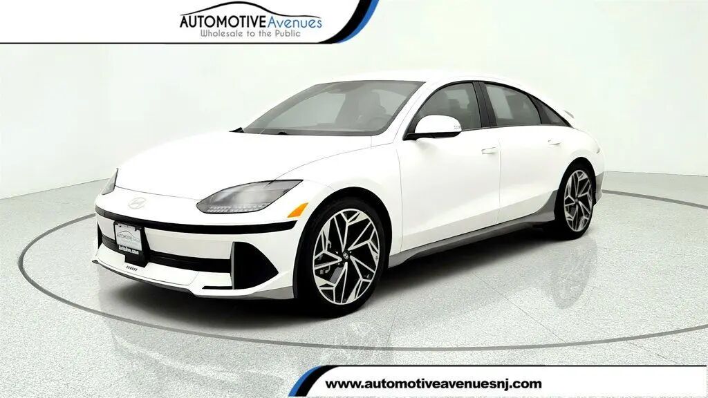 2024 Hyundai IONIQ 6 SEL — photo 1 of 13