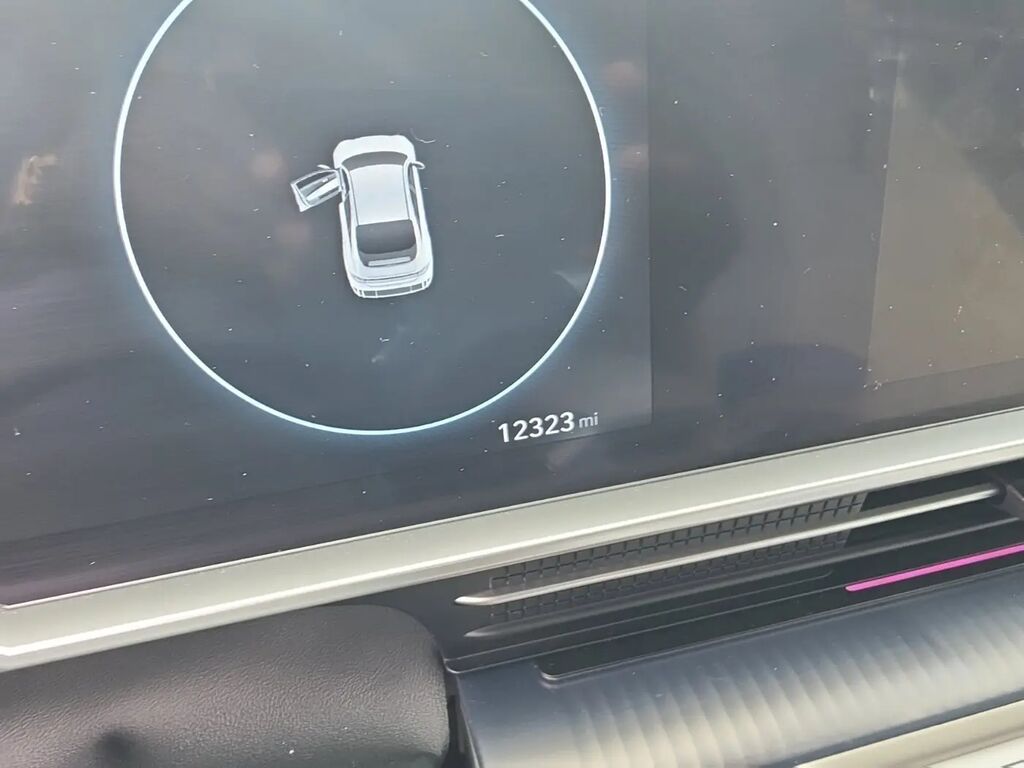 2025 Hyundai IONIQ 6 Limited — photo 1 of 13