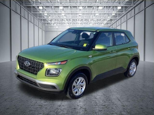 2022 Hyundai VENUE SE