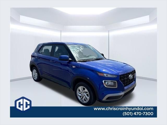 2025 Hyundai VENUE SE — photo 1 of 26