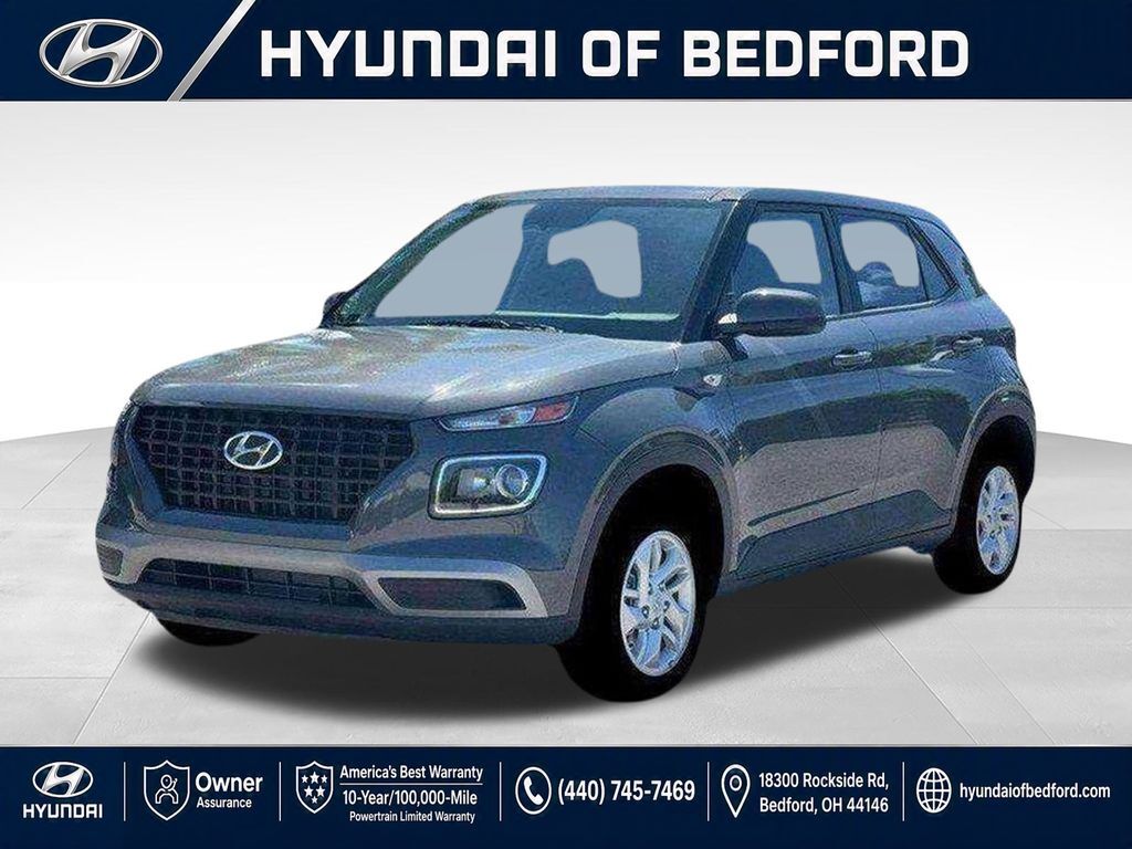 2026 Hyundai Venue SE — photo 1 of 18