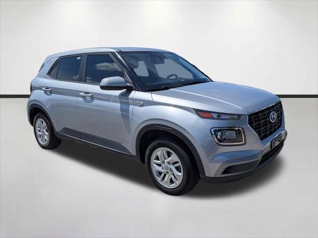 2022 Hyundai VENUE SE — photo 1 of 13