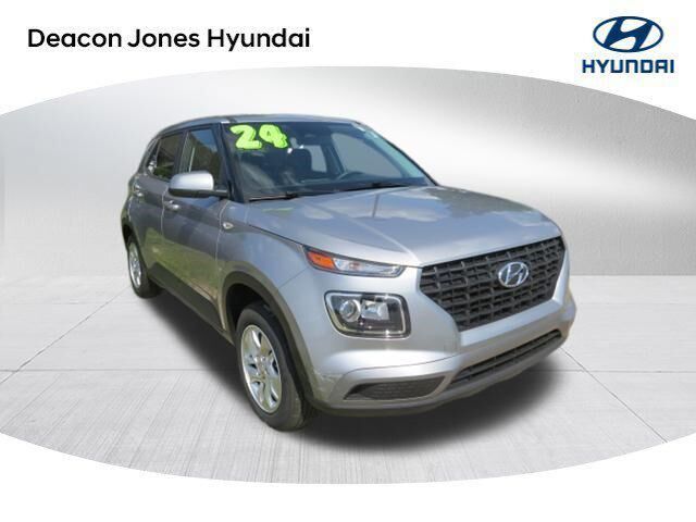 2024 Hyundai VENUE SE