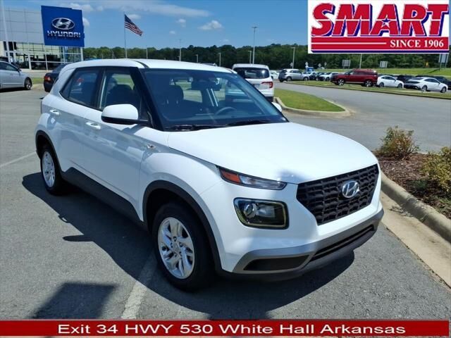 2026 Hyundai VENUE SE — photo 1 of 26