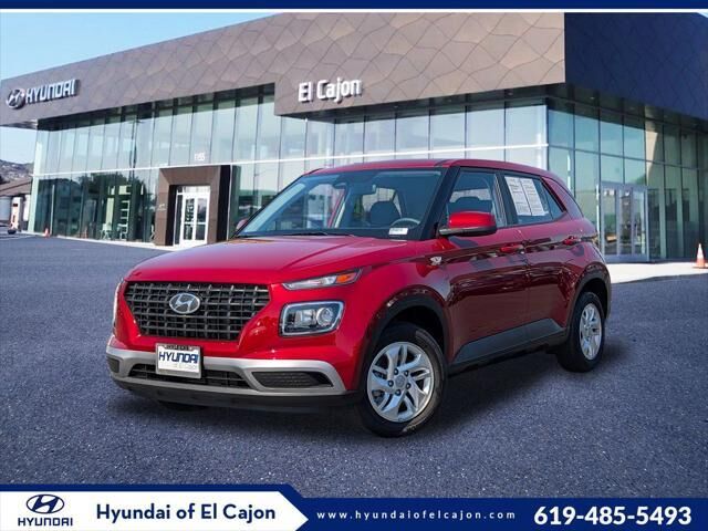 2025 Hyundai VENUE SE — photo 1 of 7