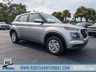 2025 Hyundai VENUE SE