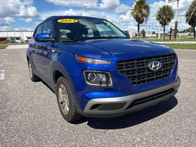 2023 Hyundai VENUE SE