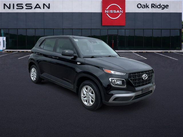 2021 Hyundai Venue SE — photo 1 of 13
