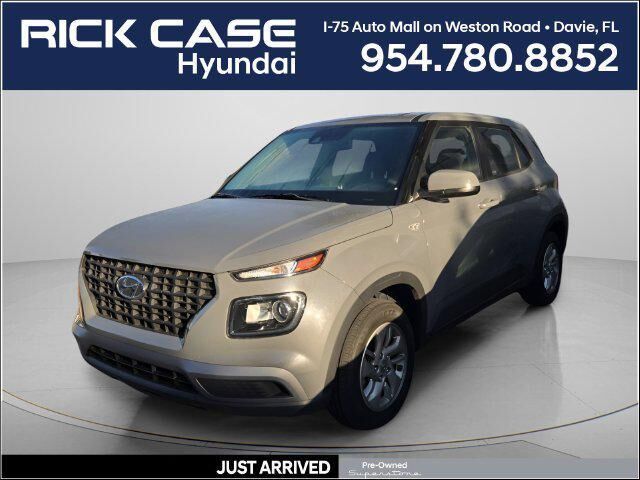 2022 Hyundai VENUE SE