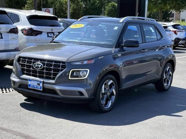 2023 Hyundai VENUE Limited — photo 1 of 1