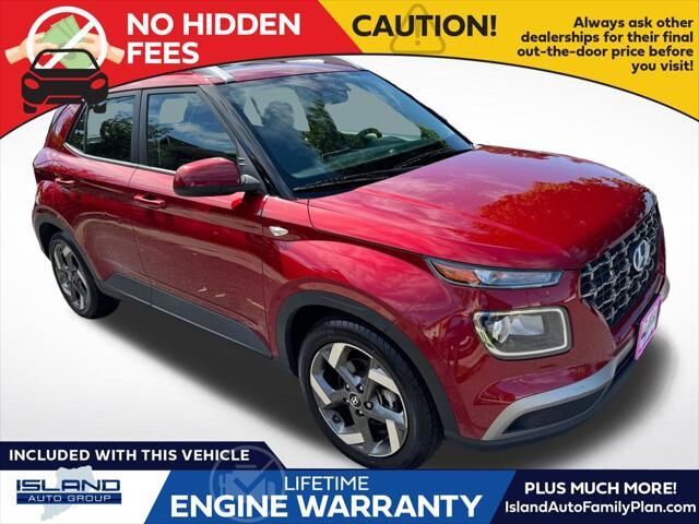 2024 Hyundai VENUE SEL — photo 1 of 25