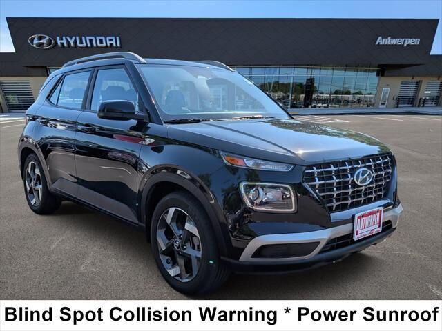 2024 Hyundai VENUE SEL — photo 1 of 1