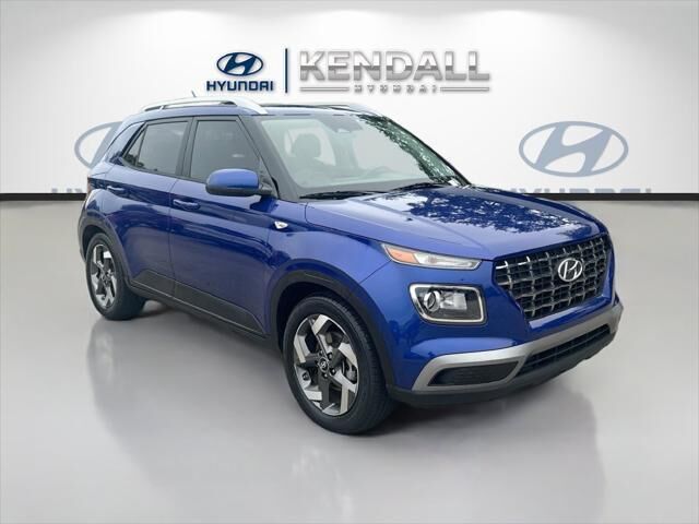 2023 Hyundai VENUE SEL