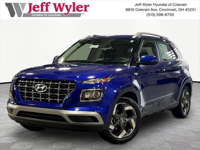2023 Hyundai VENUE SEL — photo 1 of 13