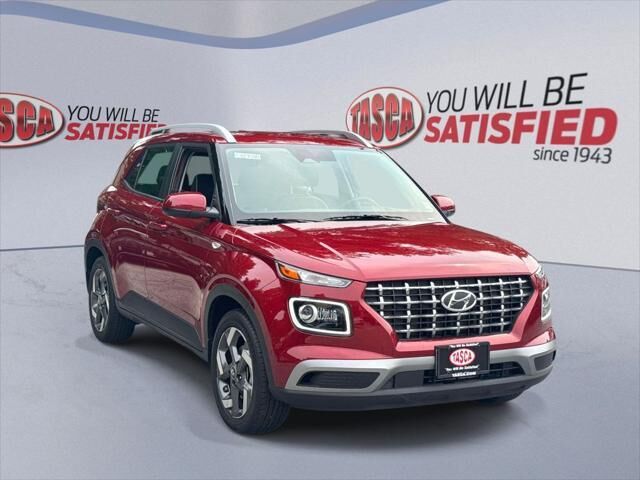 2024 Hyundai VENUE Limited — photo 1 of 39