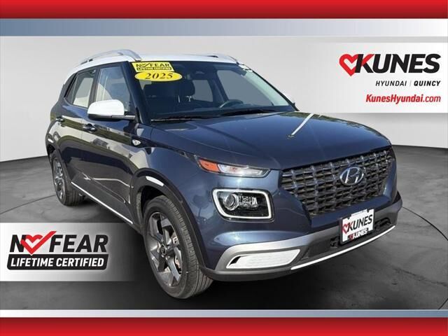2025 Hyundai VENUE Limited — photo 1 of 22
