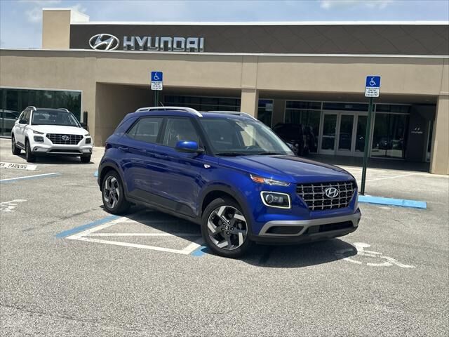 2023 Hyundai VENUE Limited