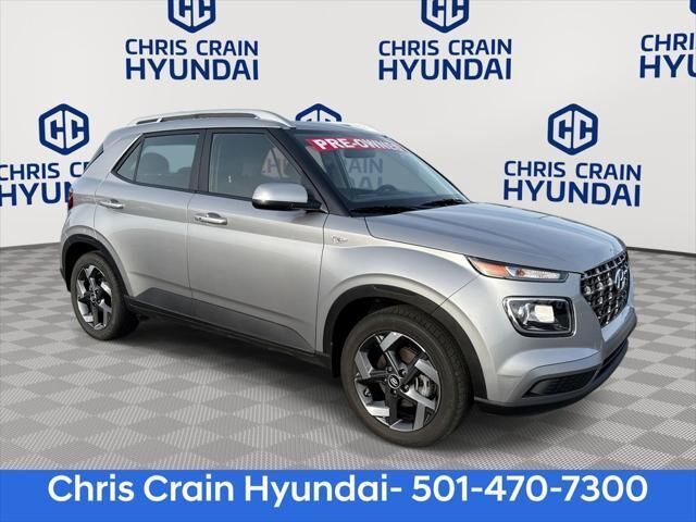 2025 Hyundai VENUE SEL — photo 1 of 25