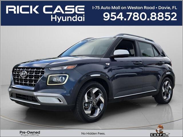 2023 Hyundai VENUE Limited — photo 1 of 30