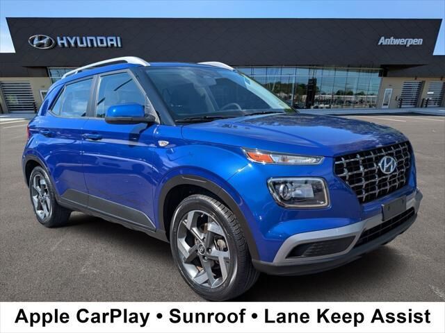 2024 Hyundai VENUE SEL