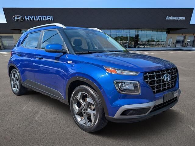 2024 Hyundai VENUE SEL