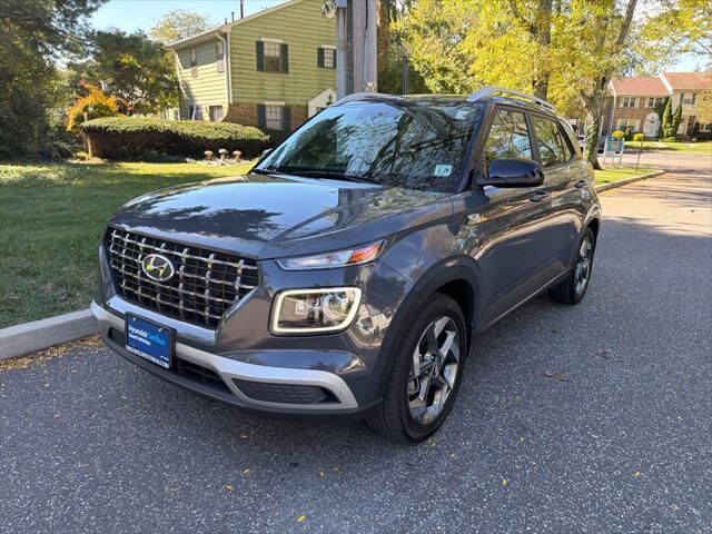 2024 Hyundai VENUE Limited