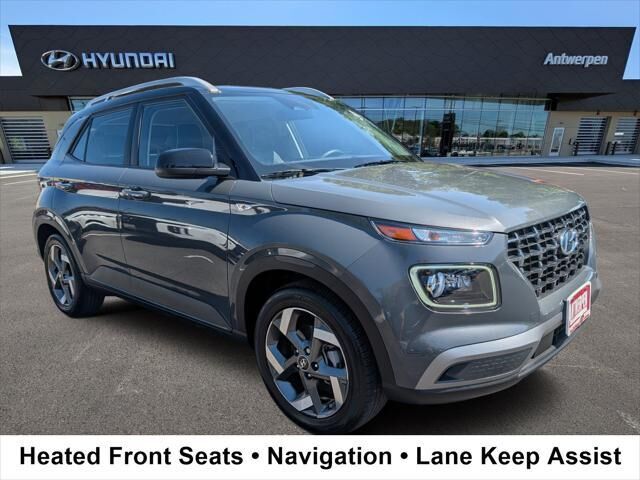 2025 Hyundai VENUE Limited