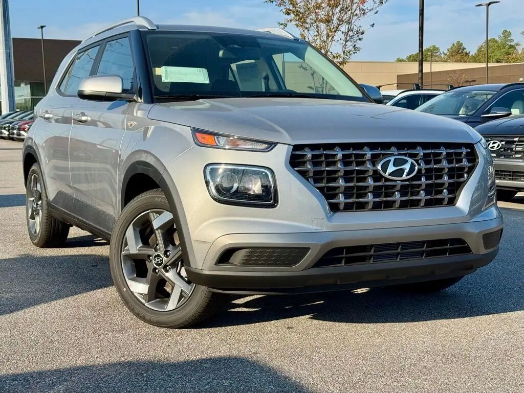 2026 Hyundai VENUE SEL — photo 1 of 24