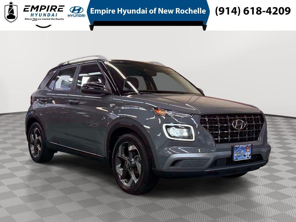 2022 Hyundai VENUE Limited — photo 1 of 26