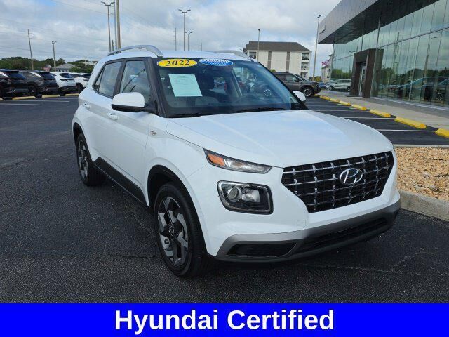 2022 Hyundai VENUE SEL — photo 1 of 13