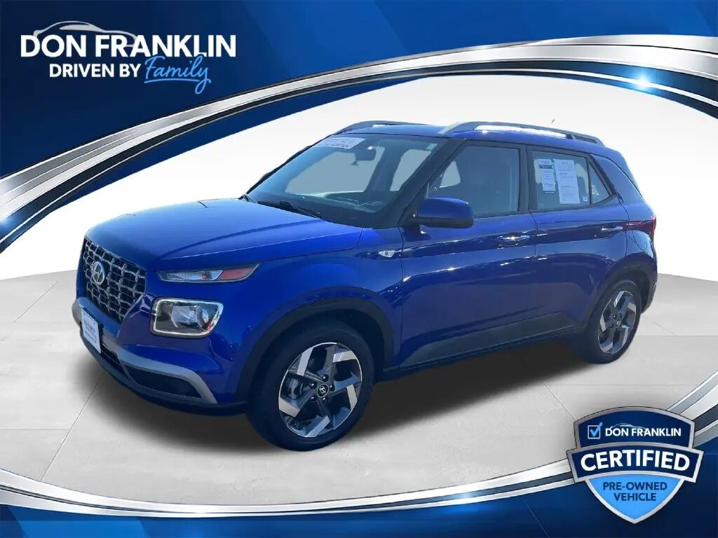 2024 Hyundai VENUE SEL — photo 1 of 13