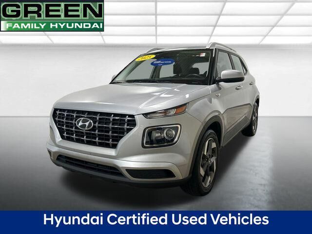 2025 Hyundai VENUE SEL — photo 1 of 13