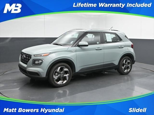 2025 Hyundai VENUE SEL — photo 1 of 8