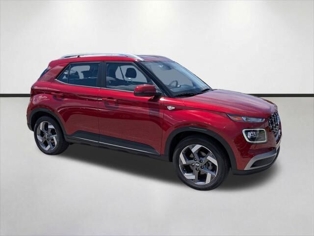 2025 Hyundai VENUE Limited — photo 1 of 13