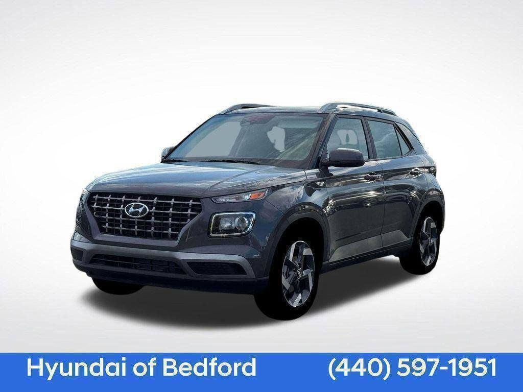 2026 Hyundai Venue SEL — photo 1 of 18