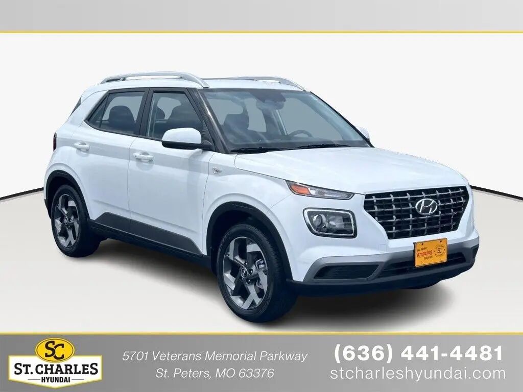 2026 Hyundai VENUE SEL — photo 1 of 13