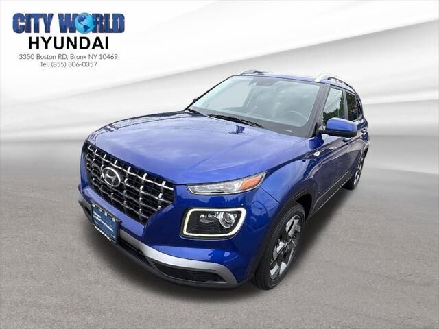 2022 Hyundai VENUE Limited — photo 1 of 26