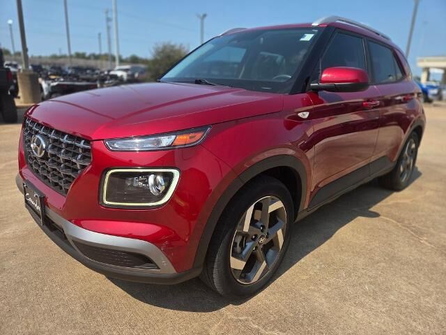 2024 Hyundai VENUE Limited — photo 1 of 40