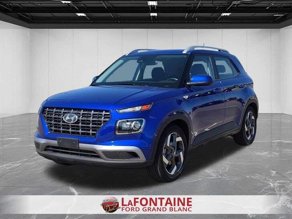 2025 Hyundai VENUE SEL — photo 1 of 1