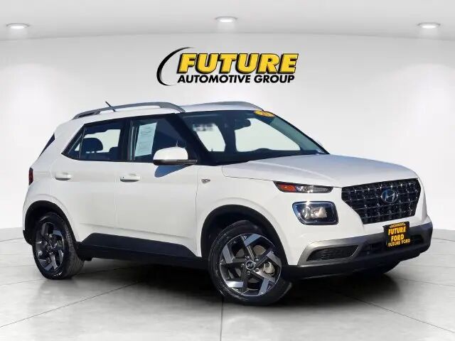 2025 Hyundai VENUE SEL