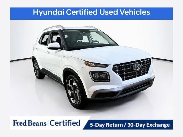 2026 Hyundai VENUE SEL — photo 1 of 13