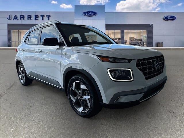2024 Hyundai VENUE Limited — photo 1 of 1