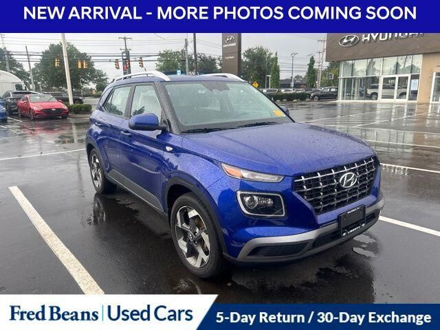 2023 Hyundai VENUE Limited