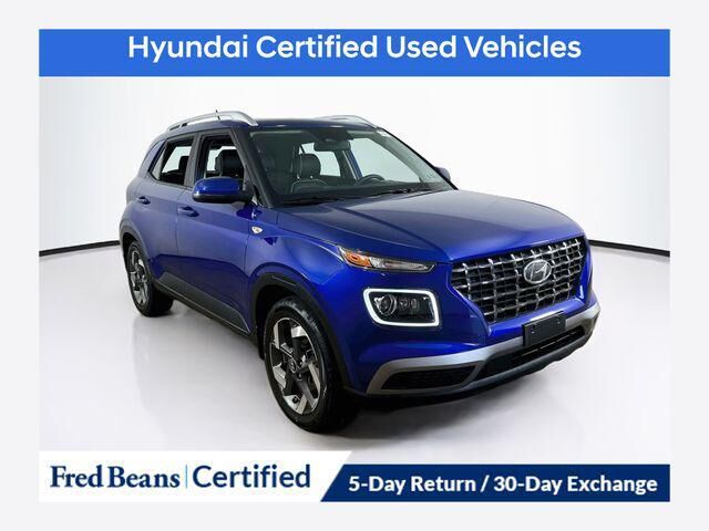 2023 Hyundai VENUE Limited — photo 1 of 14