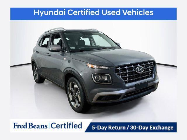 2023 Hyundai VENUE SEL