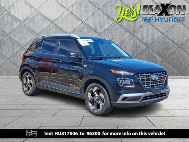 2024 Hyundai VENUE SEL — photo 1 of 1