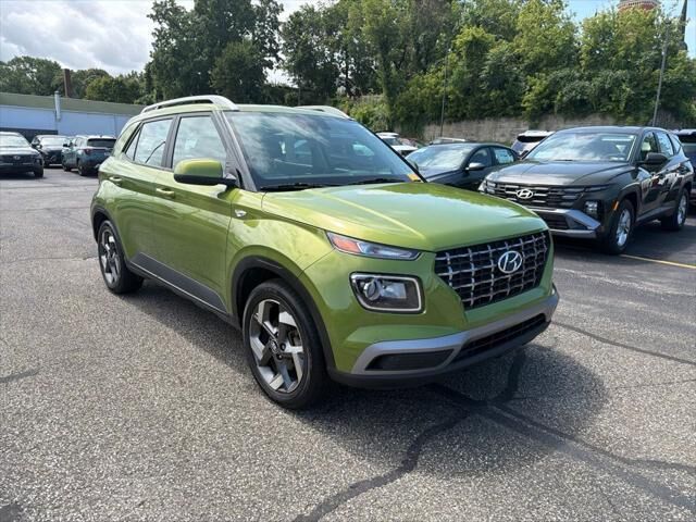 2024 Hyundai VENUE SEL
