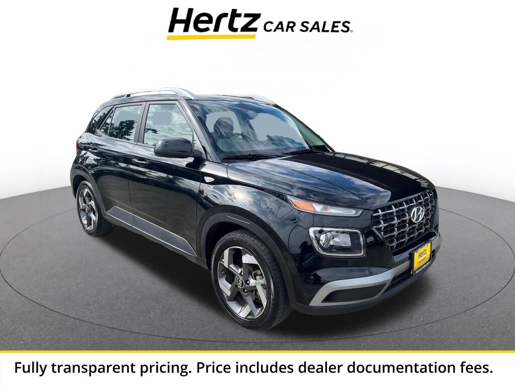 2025 Hyundai Venue SEL — photo 1 of 1