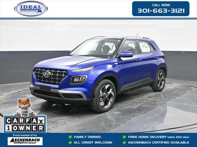 2026 Hyundai VENUE SEL — photo 1 of 13